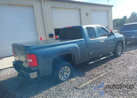 2013 Chevrolet Silverado 1500 Ls z USA, uszkodzony, nr VIN 1GCRCREA7DZ132002